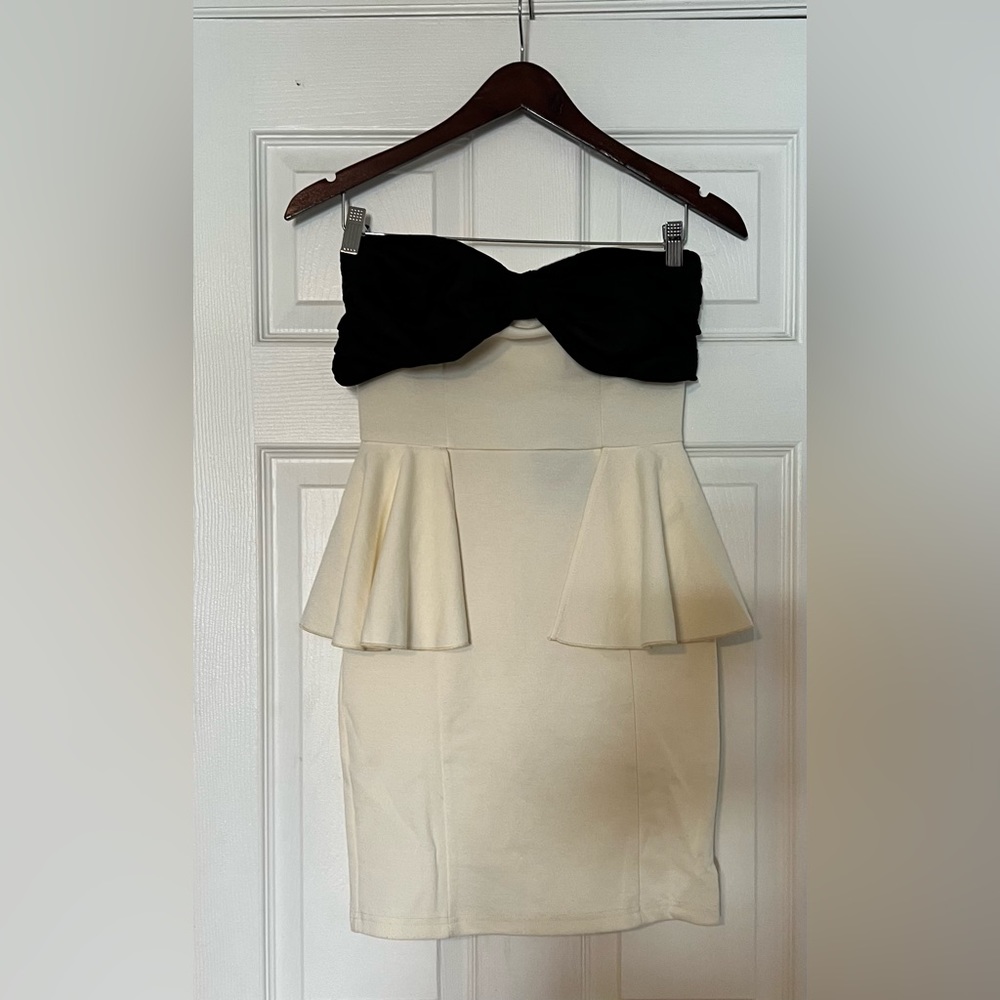 Paprika Strapless Dress